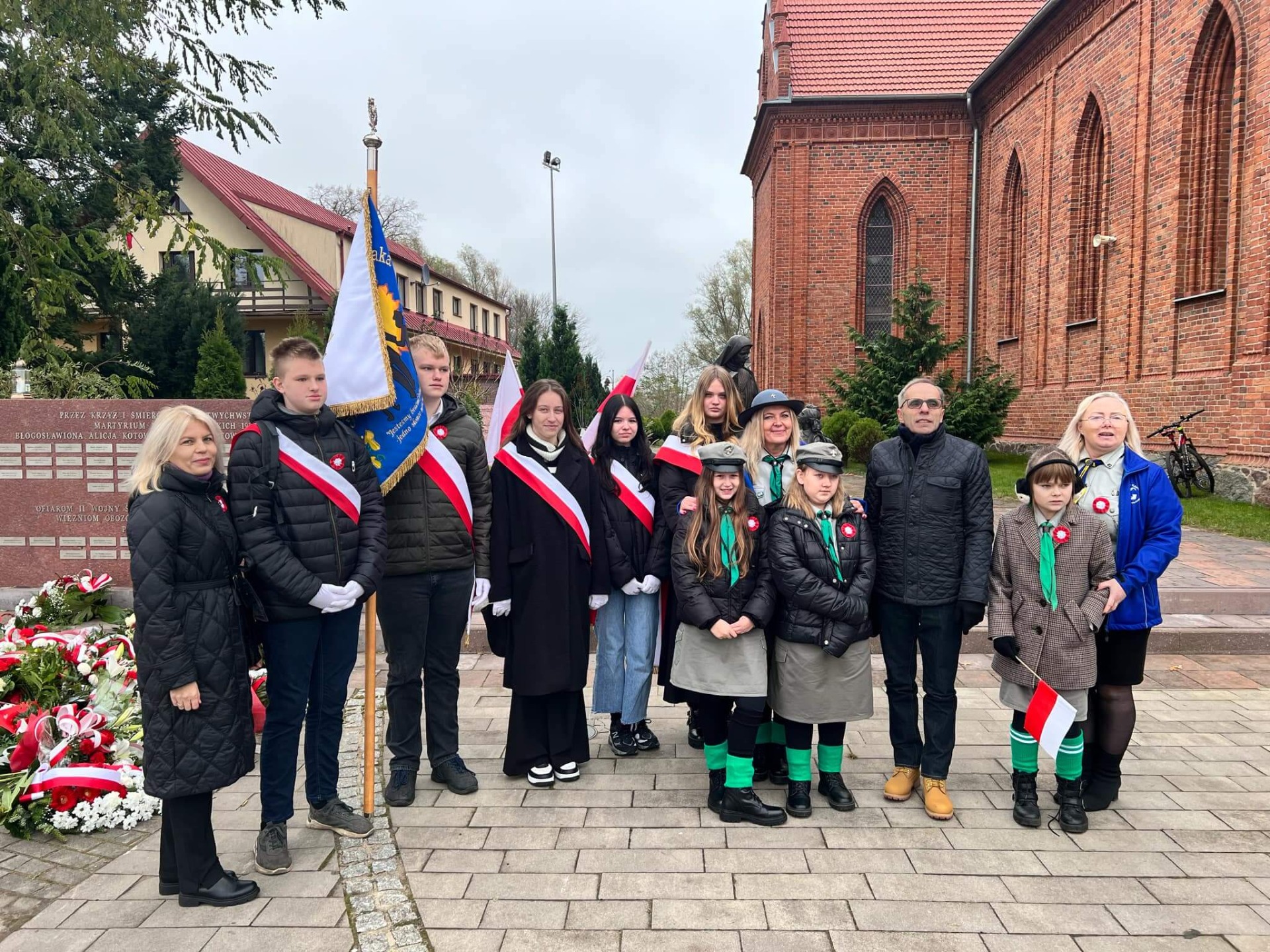 Tutaj powinien być opis